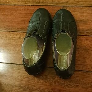 Black Slip-On Shoes Naturalizers Leather Size 10